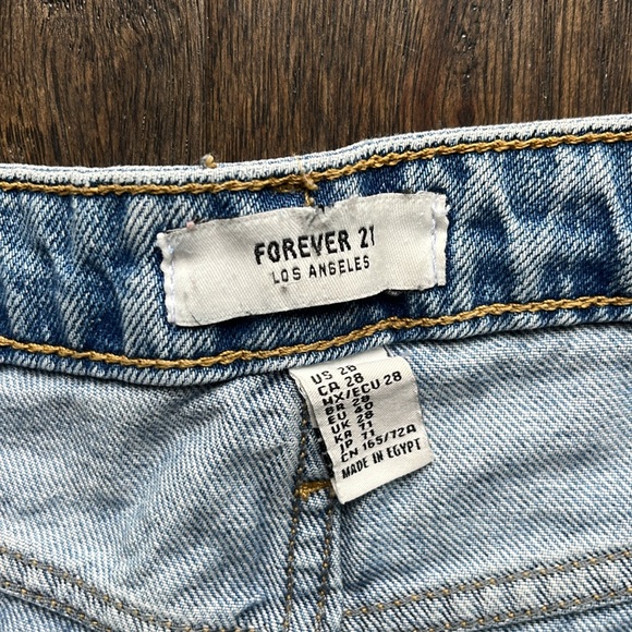Forever 21 Denim Shorts 28 - Picture 5 of 6